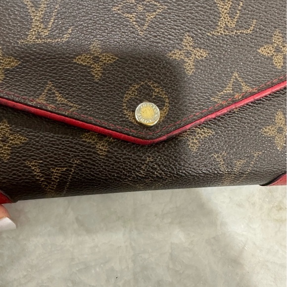 LOUIS VUITTON Monogram Portefeuille Sarah Retiro Long Bifold Wallet, Red - Picture 4 of 12